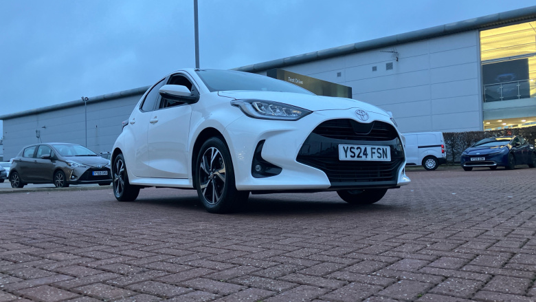 Toyota Yaris 1.5 Hybrid Design 5dr CVT Hybrid Hatchback